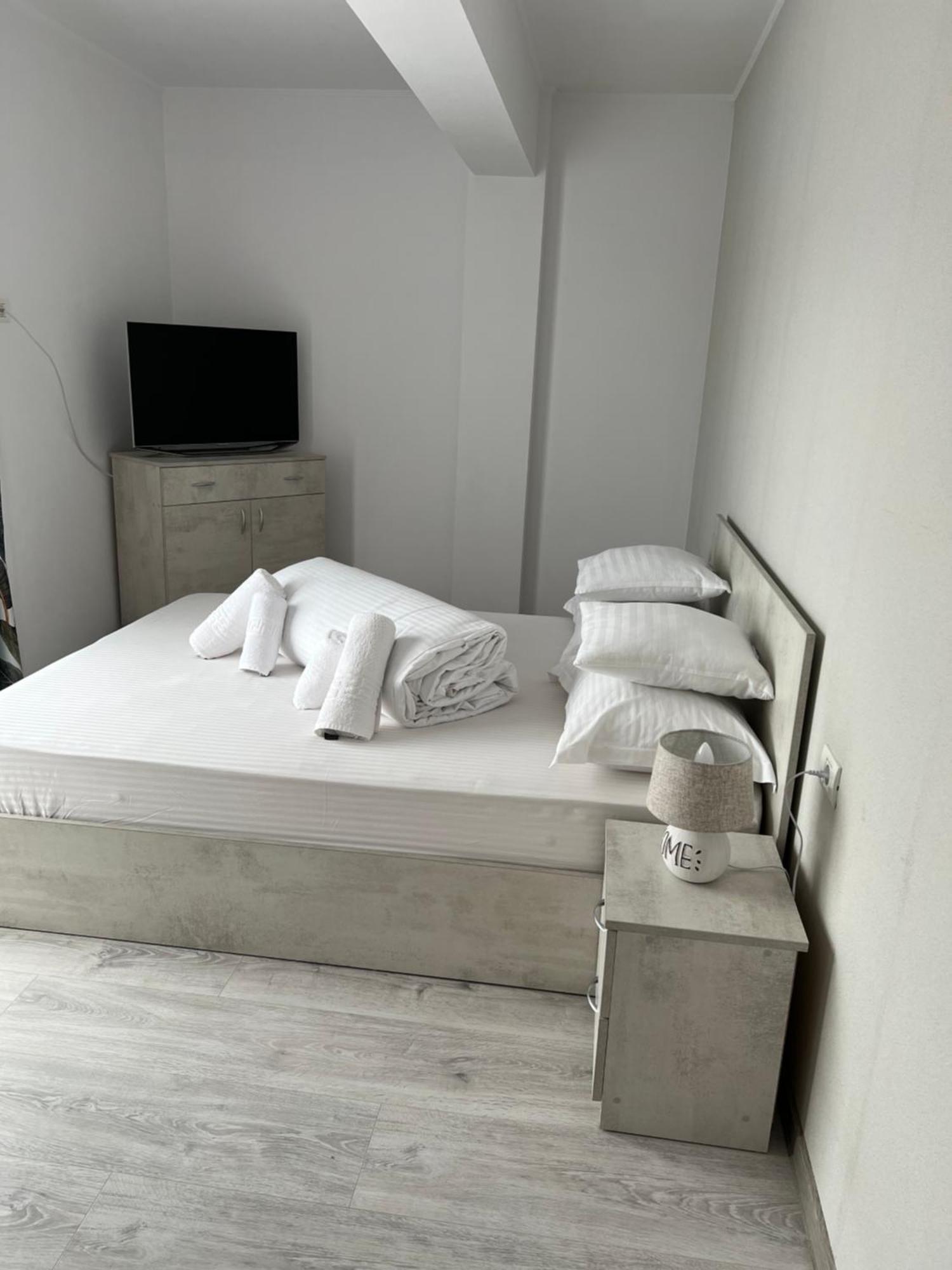 Apartament Anais Alba Iulia Exterior photo